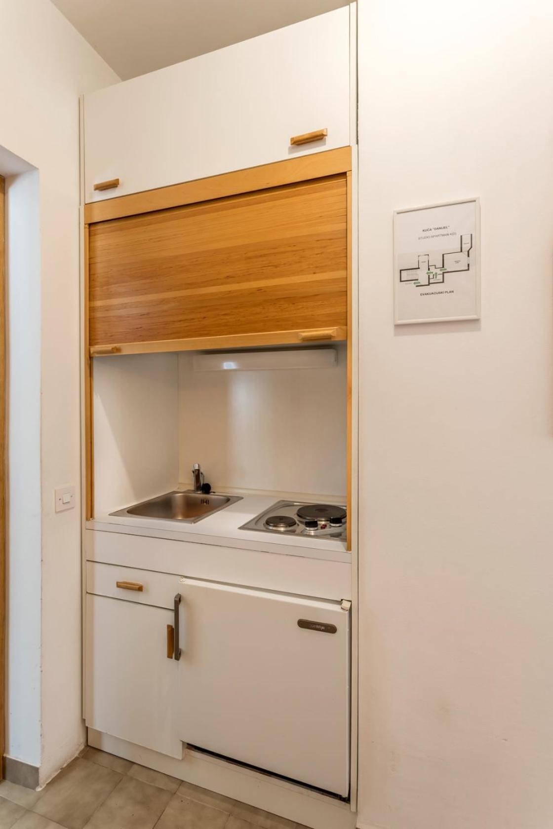 Apartments With A Parking Space Baska Voda, Makarska - 301 ห้อง รูปภาพ