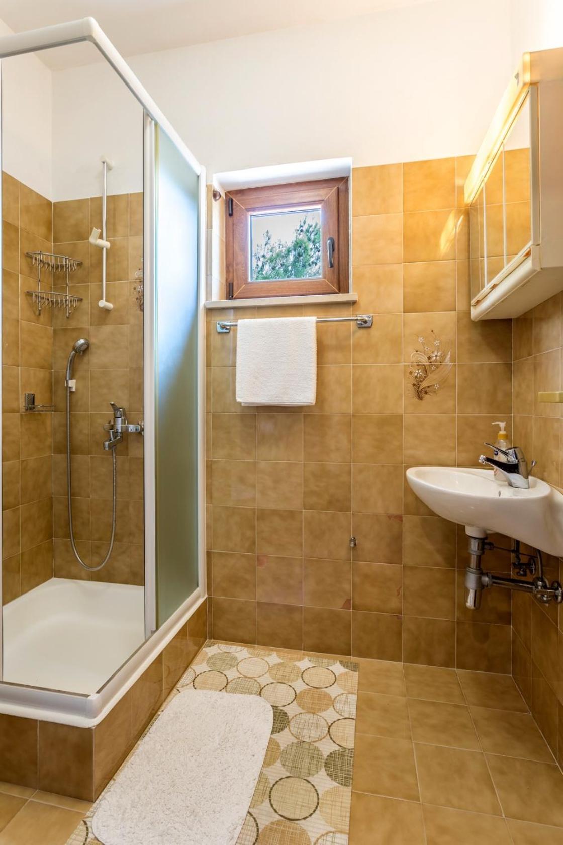 Apartments With A Parking Space Baska Voda, Makarska - 301 ห้อง รูปภาพ